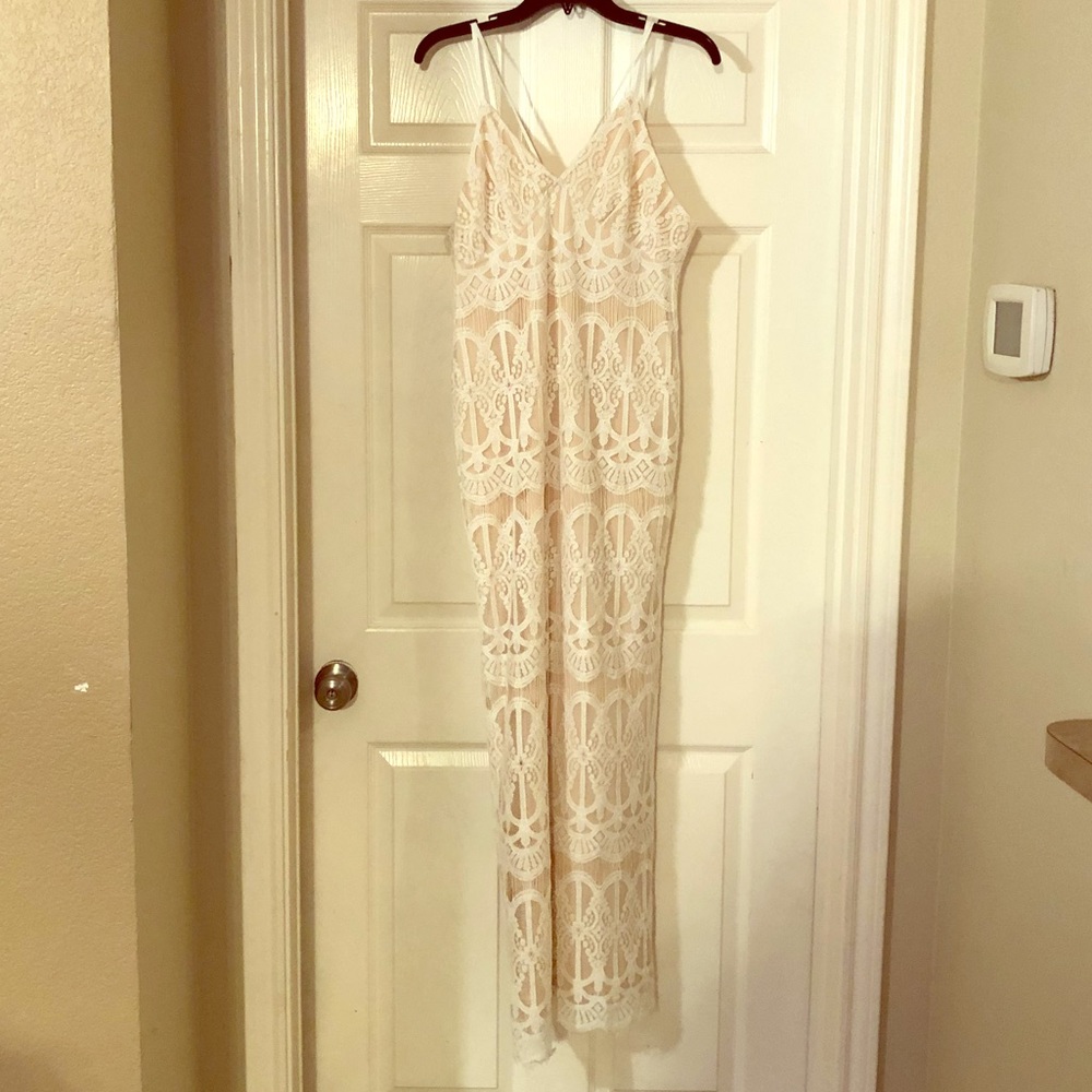 Small lioness fashion lace dress